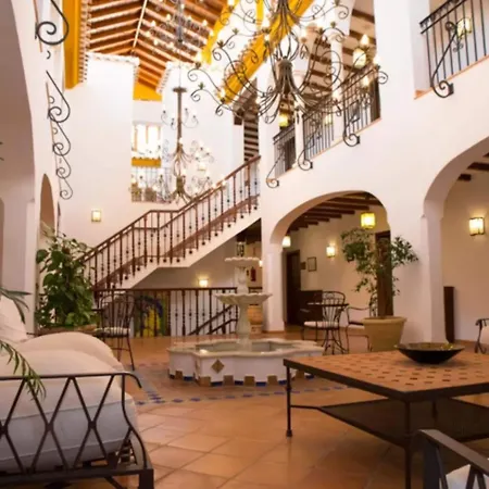 מלון Huerta De Palomas