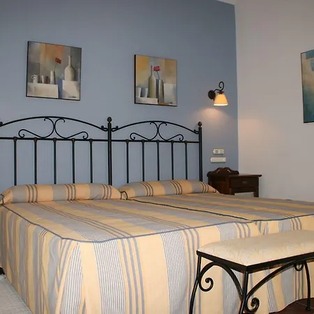Hotel Huerta De Palomas 4*